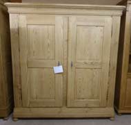 Bauernschrank antik